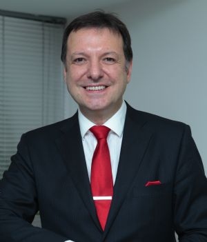 Op. Dr. Aybars Akkor